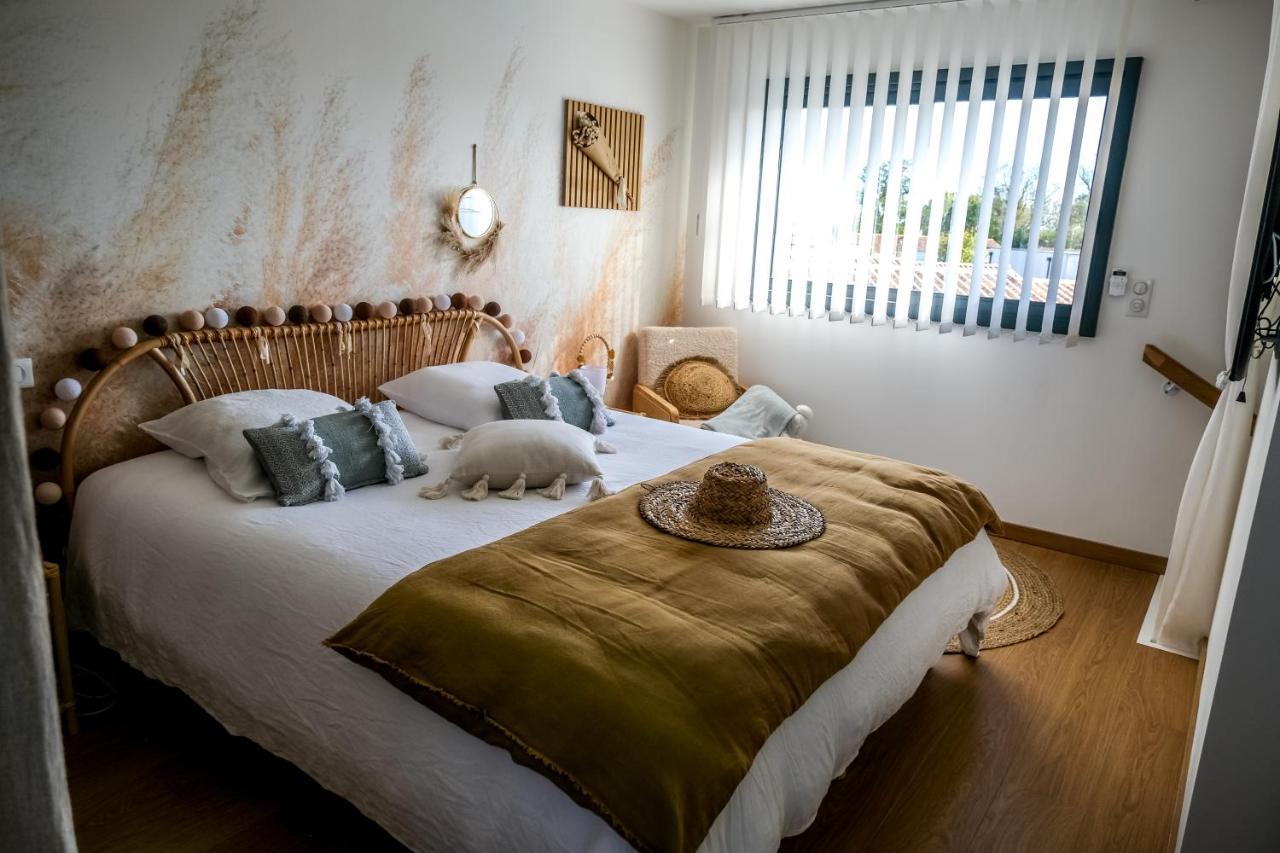 Suites By Aix Keys Avec Jacuzzi Privatif 5 Min Des Plages Fouras Saint-Laurent-de-la-Pree Exterior foto